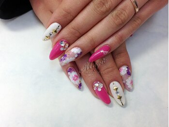 ネイルサロン ビューティーマジック 川口店/ロング ピンクフラワーネイル