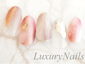 ラグジュアリーネイルズ タカダノババ(Luxury Nails Takadanobaba)/トレンド*囲みネイル