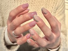 ソワレ(Soiree)/ちぐはぐシンプルネイル