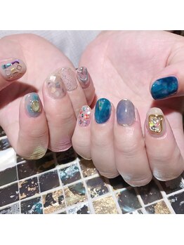 アティックネイルアトリエ(attic nail atelier)/アシメニュアンス★