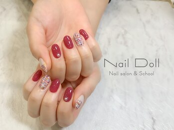 ネイルドール(Nail Doll)/ピンクツイード