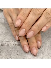 リッシュ ドゥ(RICHE deux)/細フレンチネイル