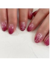 ルチェーレ(Lucere)/雪の結晶ネイル