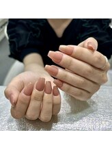 クイーンズビューティーサロン 歌舞伎町店(Queen's beauty salon)/ チップ長さワンカラー