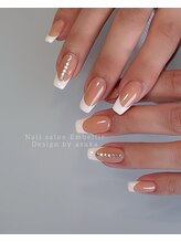 アンベリール(Embellir)/海外ネイル