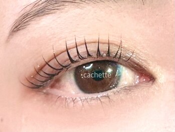 カシェット(cachette)の写真/大人女性の目元を美しく彩ります♪一人一人の目の形に合わせたデザインをご提案☆モチの良さにも自信あり◎