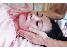 小顔矯正アンドフェイシャルサロン アンベリール(embellir)/■鎮静・仕上げ