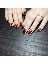 イル(ile)/メタリックネイル