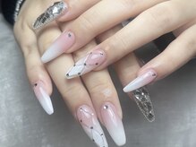 ブイピーネイル 新大久保(VP nail)/長さ出しとやり放題90分