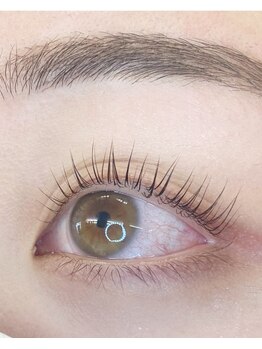 エイト(eight)/上品パリジェンヌラッシュリフト