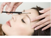 エサージュ 渋谷店/美眉スタイリング☆　施術STEP２