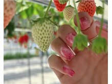 ネイルアンドアイラッシュスタジオ シュシュ(chouchou)/いちごオレネイル