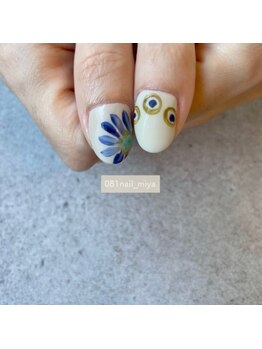 ゼロハチイチ(081)/やちむんネイル