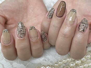 ハニービービー(Honey Bee Bee)/綺麗めツイードネイル