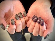 ヌル ネイル 堀江(NURU NAIL HORIE)/おしゃれアシメマグネットネイル