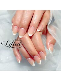 フレンチネイル