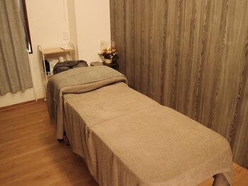 サロンラペーシュ(Lapeche)/施術室 奥