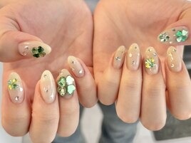 クローバーネイル