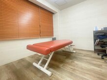 ABC整体スタジオ 名古屋伏見店/整体用の施術ベッド２