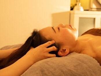 サニームーン(sunnymoon)の写真/思わず眠ってしまう方多数！頭のコリをほぐして、不眠改善や自律神経を整えます★咬筋ほぐしで小顔効果も◎