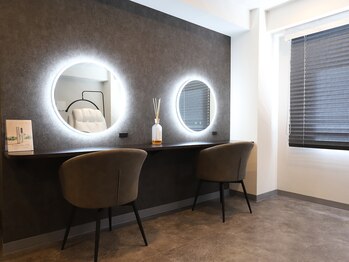 アマン 田町店(Aman)/メイクスペースあります