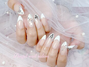 エンジェルネイルサロン(Angel nail salon)/ホワイトフレンチXクロムパーツ