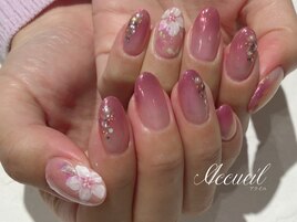春の手描きフラワーネイル