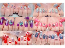 マジックミラーの雰囲気（旬デザインも豊富！お手頃価格でお洒落ネイルをお楽しみ下さい。）