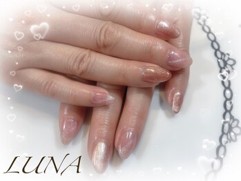 ネイルアンドまつ毛エクステ ルーナ 八王子店/☆シンプルマグネットネイル☆