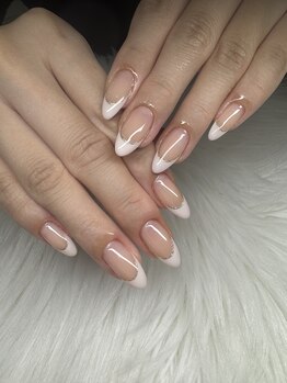 タムタムネイル 本厚木(Tam Tam Nail)/フレンチ、ラメライン追加