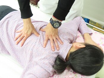 こうら施術院/背中