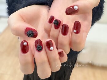 レア(Le'a)/ローズ×パールのワインレッド