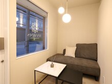 ハームス 桂店(HAARMS)の雰囲気（ラグジュアリーな空間でお出迎え♪）