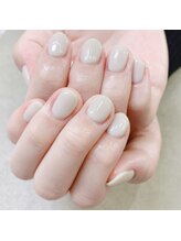 プライズアイリス アイラッシュ 池袋東口店(prize Iris eyelash)/乳白色ネイル【池袋】