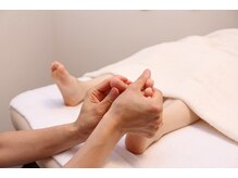 エッセンスマム 東京 プレナタールサロン(Prenatal salon)/足から頭まで不調を確認