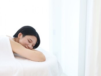 テッコ(TeCCO)の写真/つま先から頭の先までのフルコース。ボディとフェイシャルを一度に堪能できる特別なサロンです。