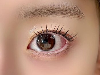 まつげ家クルン 上野店(kurun)の写真/予約殺到！トリートメント付きセレブオゾンカール￥3650でしっかりケア！アイドルのような綺麗なまつげに♪