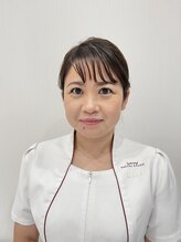 メナードフェイシャルサロン 丸の内ヒルズ 横山 友美