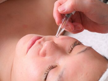 メナードフェイシャルサロン 春日町店/