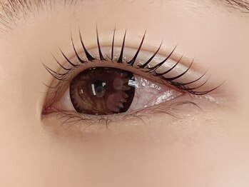 アトリエじゅんの写真/満足度◎お客様の目元や希望に合わせたデザインをしっかりとご提案！60種類以上のデザインをご用意♪