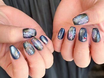 花火ネイル担当羽鳥