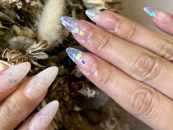 ムーミー 王子店(muu mii)の写真/【短い、不揃い、亀裂】爪のお悩みはmuumiiで解消♪あなたの理想を大切に!自然な長さだしで美爪が叶う◎