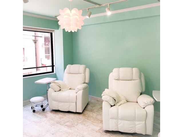 nail & eyelash & 脱毛 salon Sriel　【スリール】