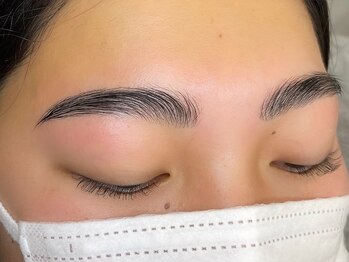 エルーシェ 荻窪店(Nail&Eyelash Ercher)/ハリウッドブロウリフト