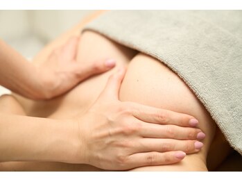 美人バスト 浜松店/根本改善で卒業後も戻らない育乳