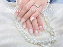 ベラーネイルサロン(Bella Nail Salon)/白ミラー