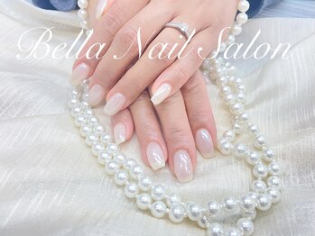 ベラーネイルサロン(Bella Nail Salon)/白ミラー