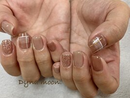 チェックネイル