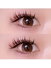 こんなに印象的目元なのにふんわりと軽い付け心地◎目元を強調したい方は【バインドロック】一択★