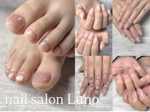 スキンカラーやマグネットでナチュラルなオフィスネイル♪